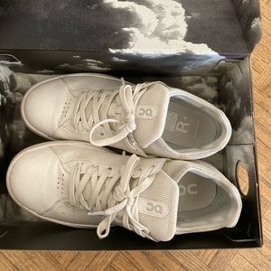 The roger advantage all white sneaker for women as 8.5